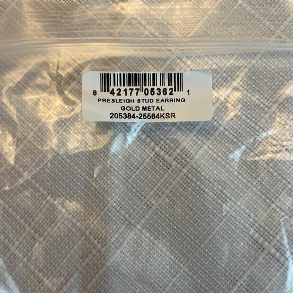 Kendra Scott Presleigh Love Knot Studd Earrings in Gold - Picture 15 of 15